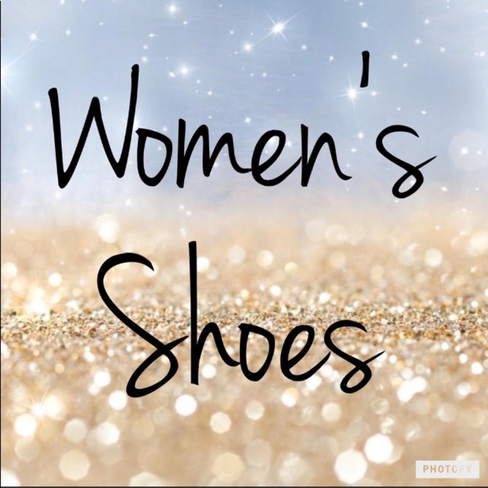 Women’s Shoes & Accessories